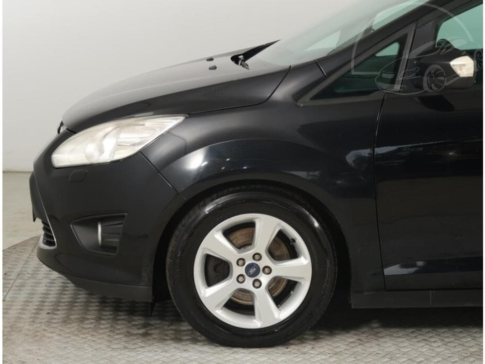 2012 Ford C-MAX - 25