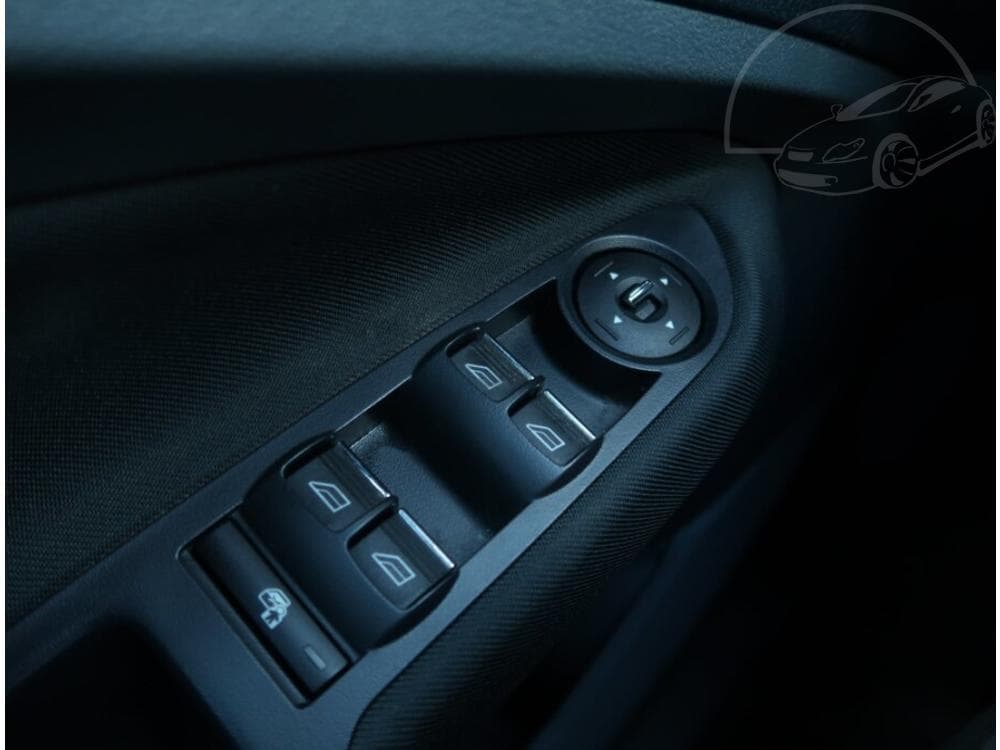 2012 Ford C-MAX - 27
