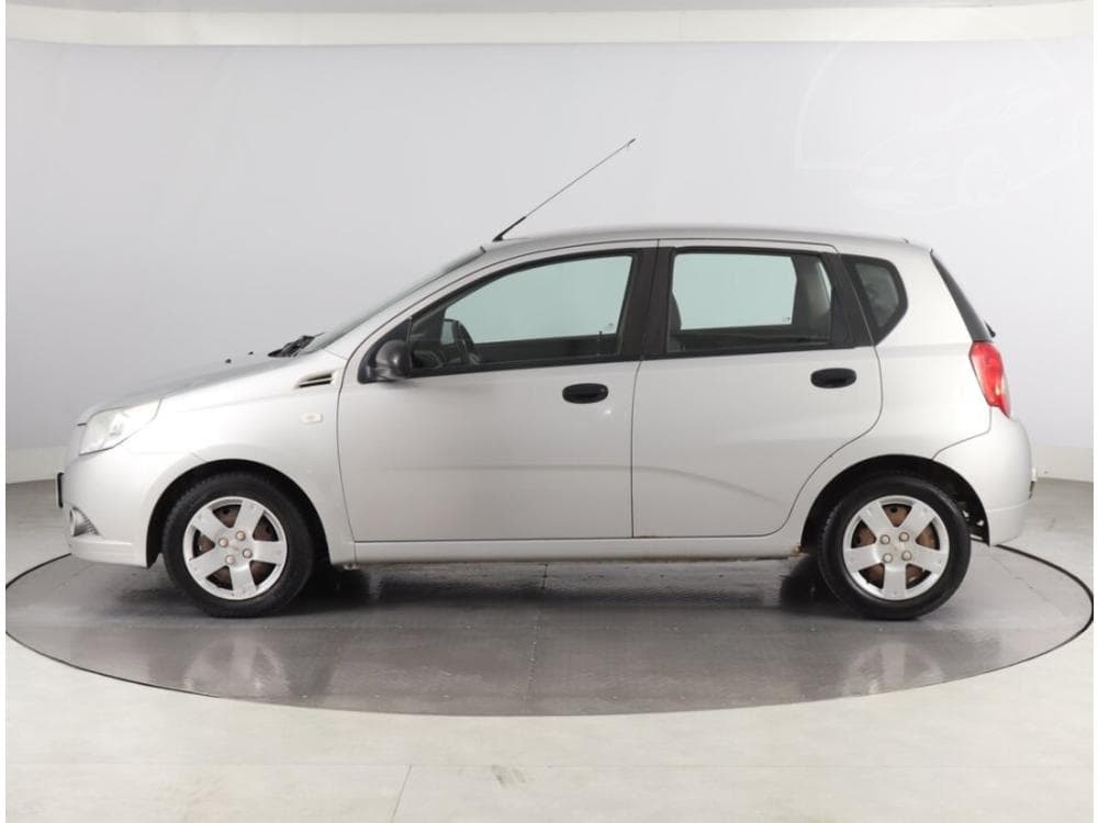 2010 Chevrolet AVEO - 3