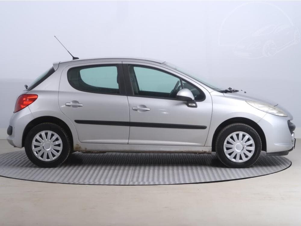 2008 Peugeot 207 - 6
