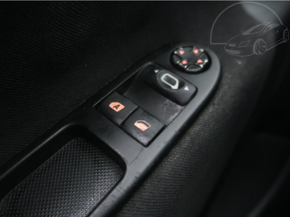 2008 Peugeot 207 - 15
