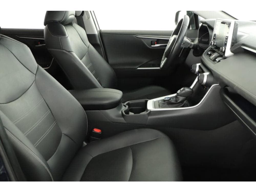 2019 Toyota RAV4 - 13