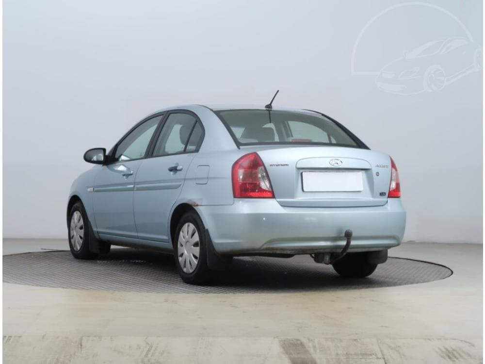 2008 Hyundai ACCENT - 4