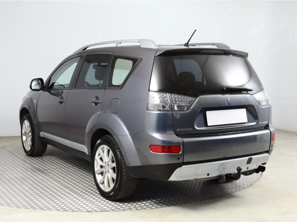 2008 Mitsubishi OUTLANDER - 4