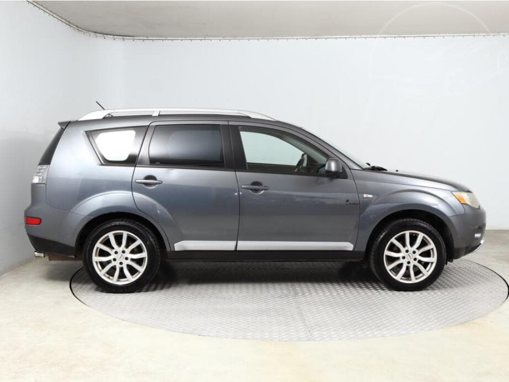 2008 Mitsubishi OUTLANDER - 6