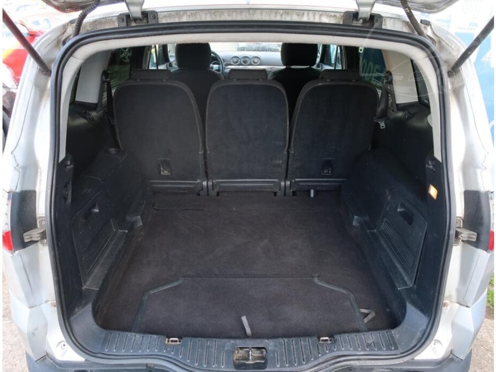 2007 Ford S-MAX - 13