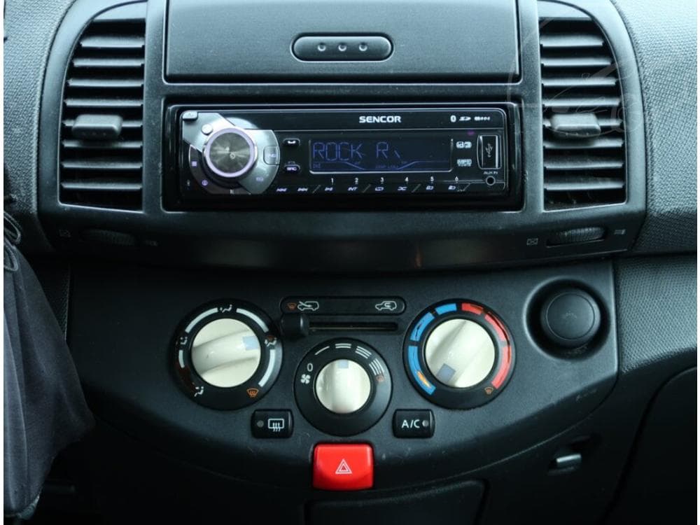 2005 Nissan MICRA - 12