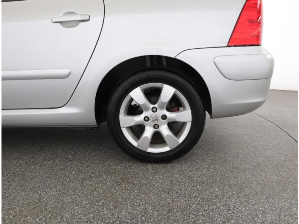 2007 Peugeot 307 - 13