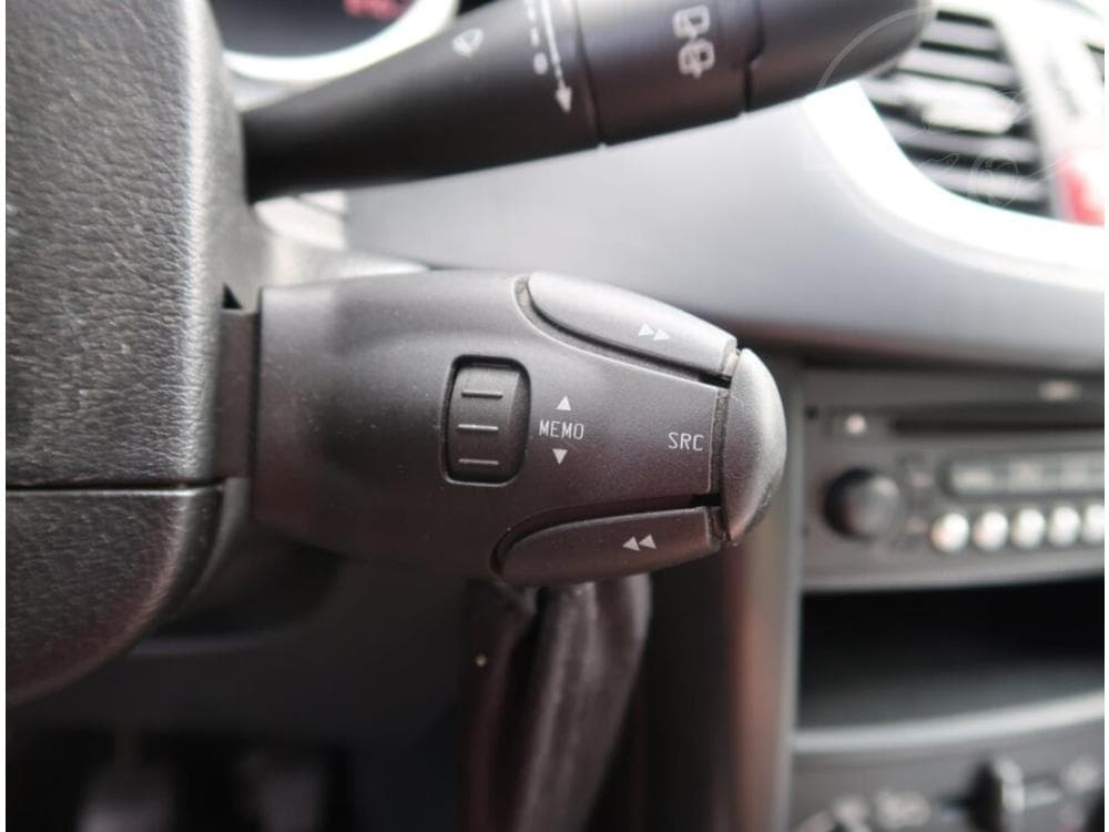 2008 Peugeot 207 - 15