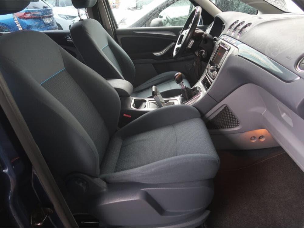 2008 Ford S-MAX - 17