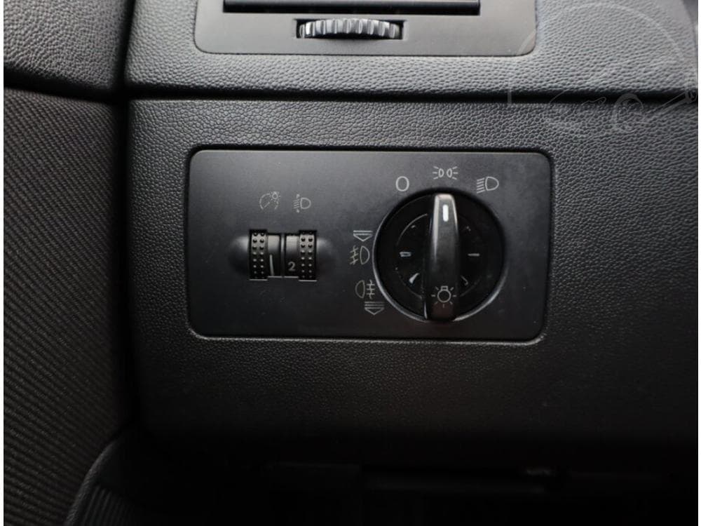 2004 Škoda FABIA - 12