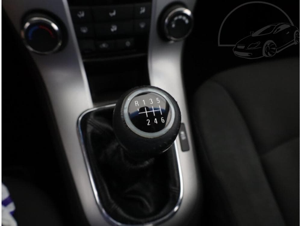 2012 Chevrolet CRUZE - 21