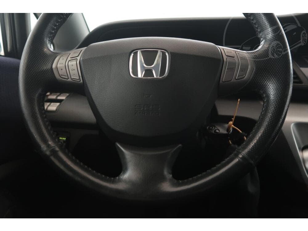 2008 Honda FR-V - 29