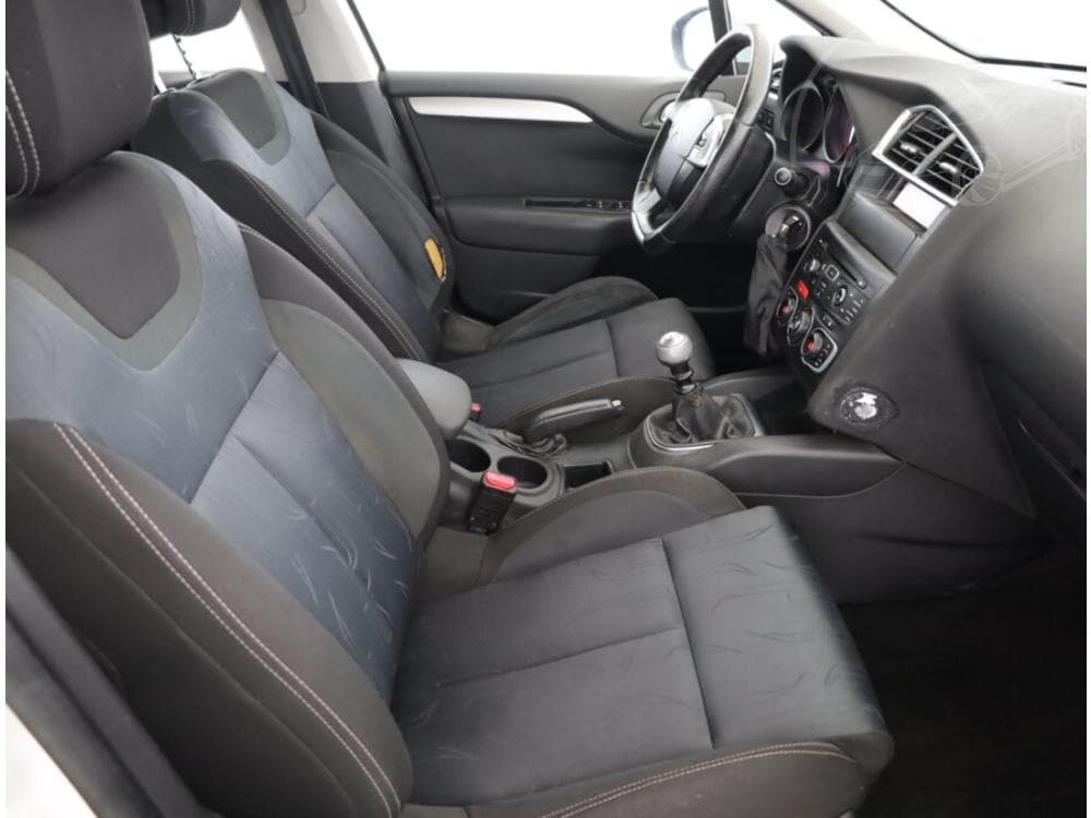 2014 Citroen C4 - 13
