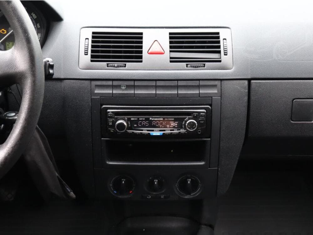2006 Škoda FABIA - 9