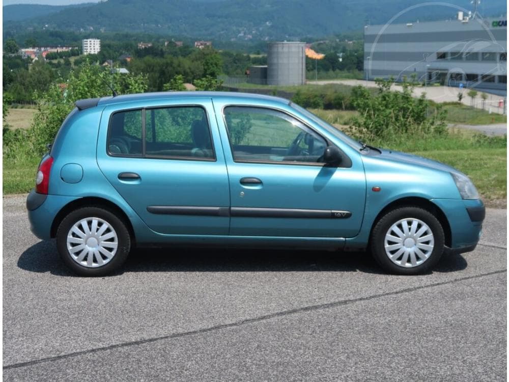 2002 Renault CLIO - 6