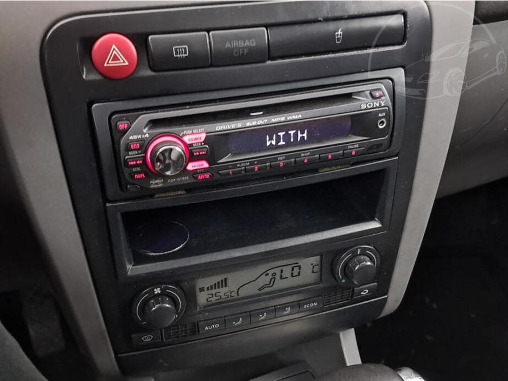 2003 Seat IBIZA - 11