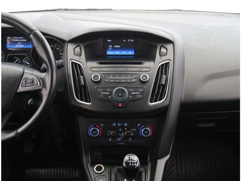 2015 Ford FOCUS - 12