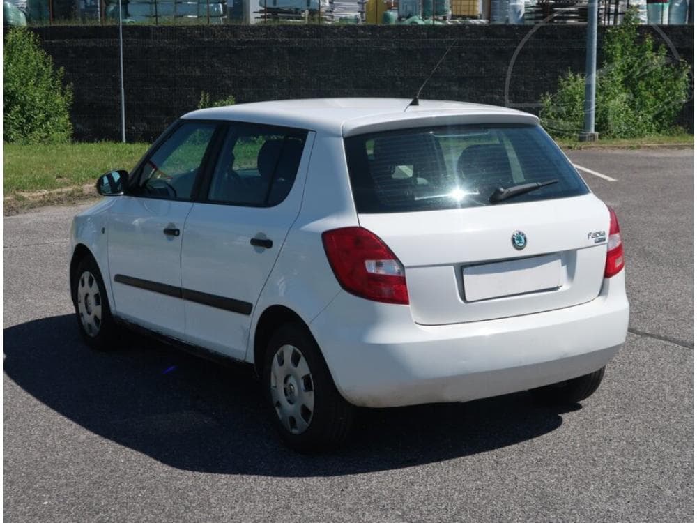 2010 Škoda FABIA - 4