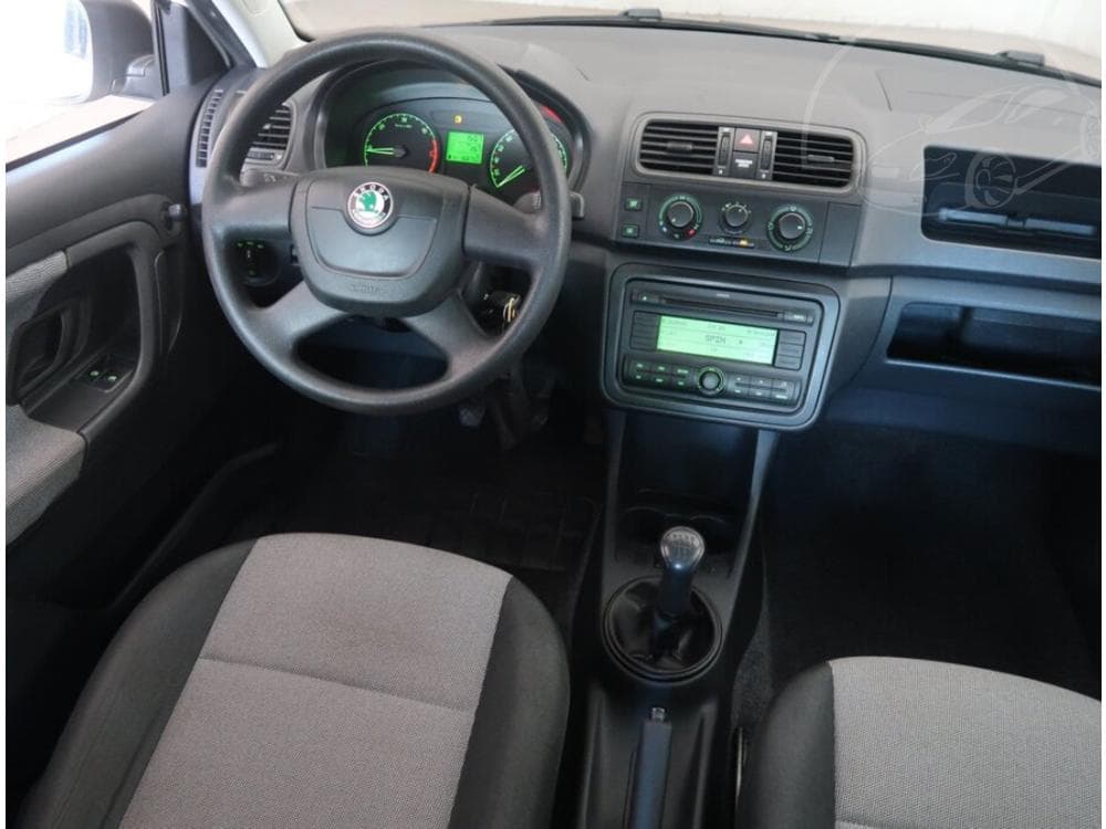 2010 Škoda FABIA - 7
