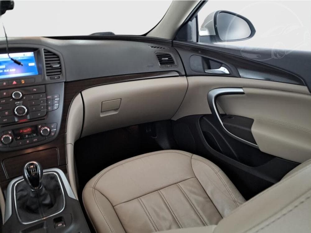 2009 Opel INSIGNIA - 8