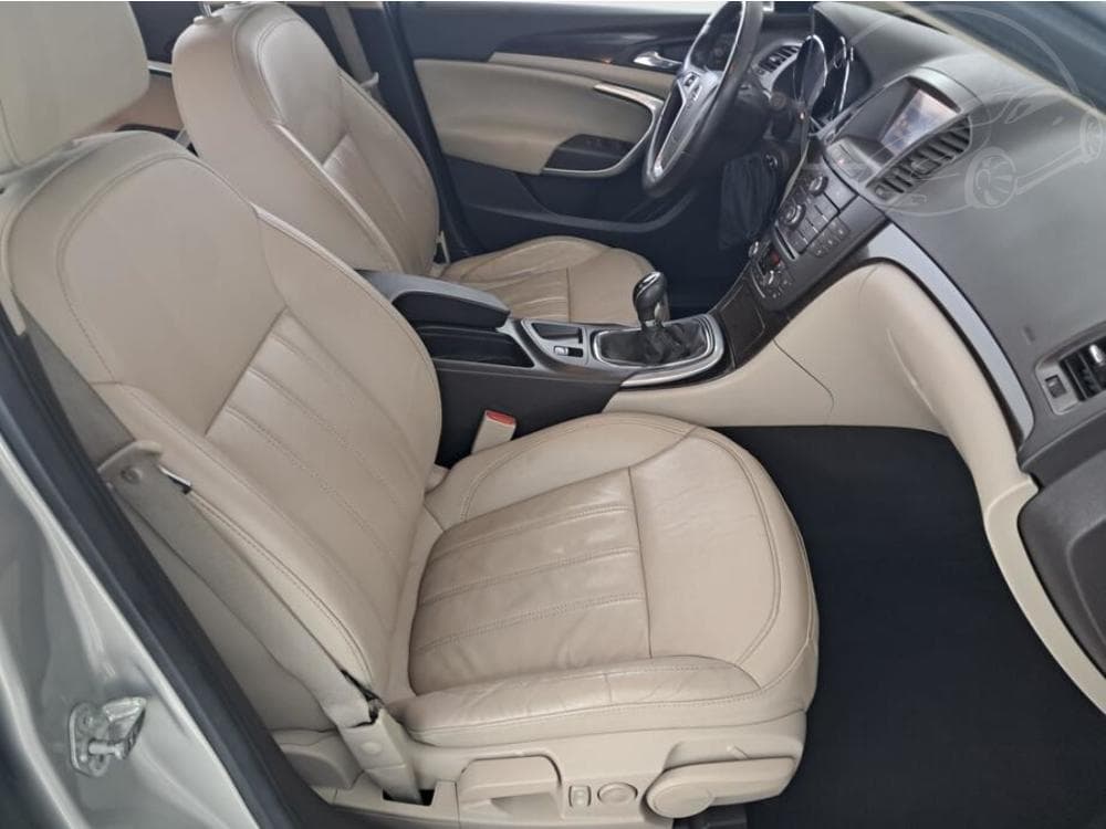 2009 Opel INSIGNIA - 9