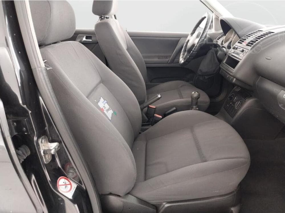 2000 Volkswagen POLO - 9