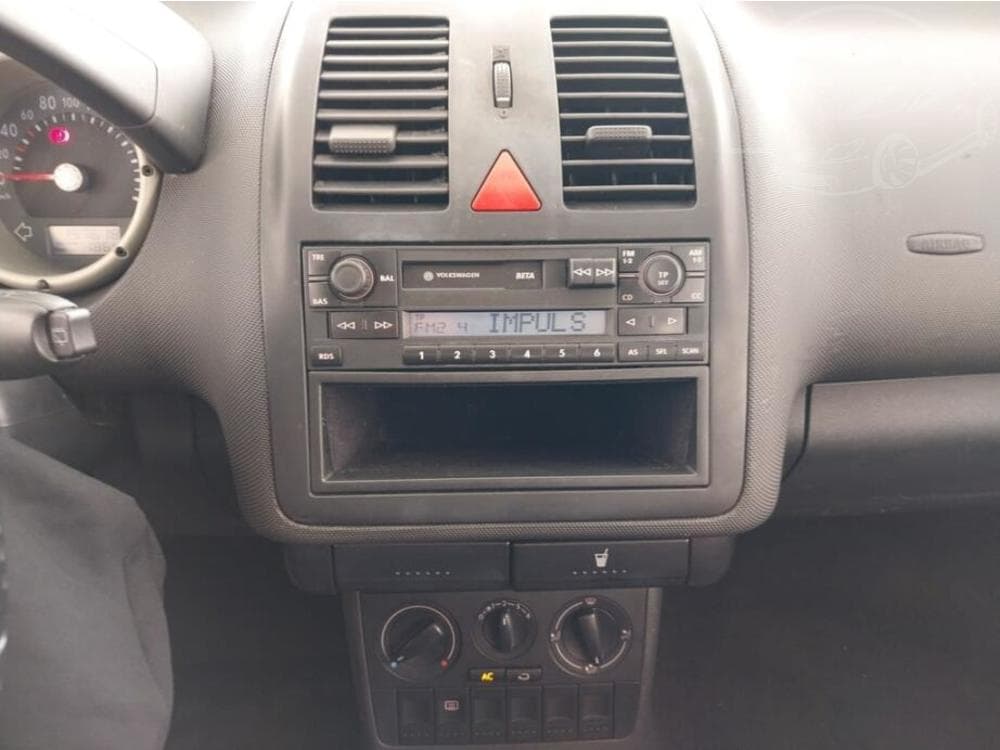2000 Volkswagen POLO - 12