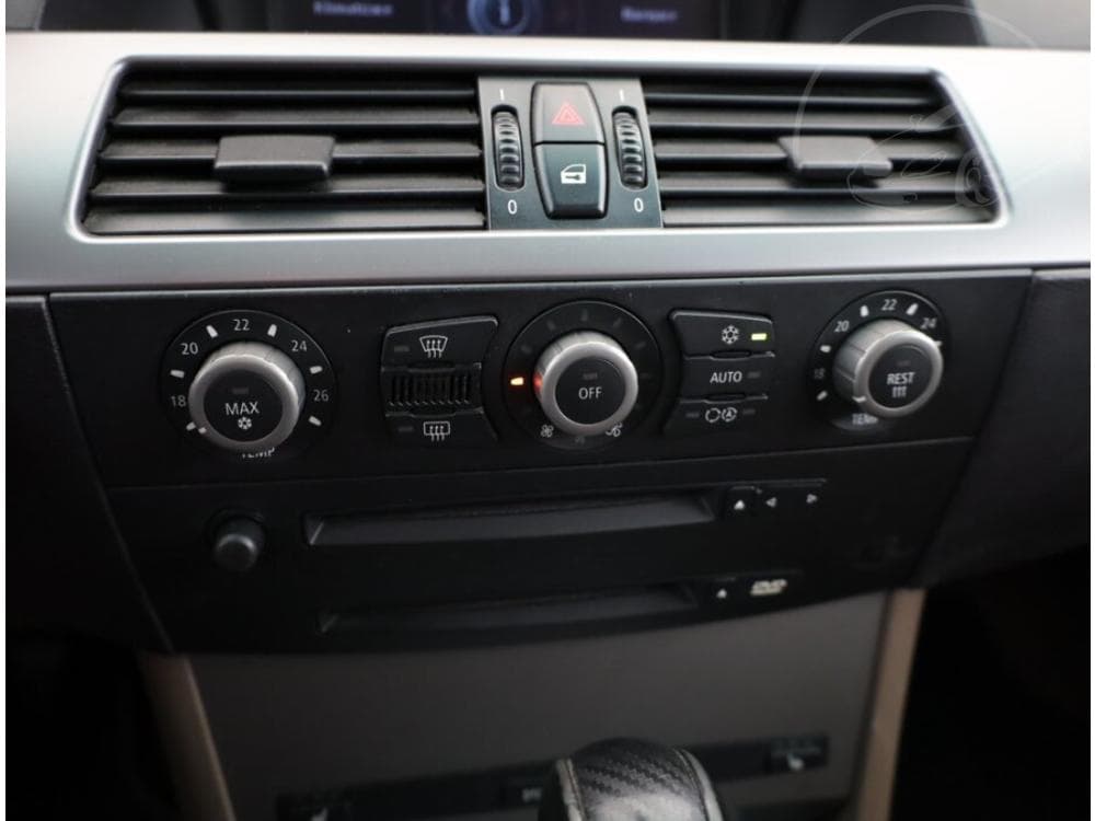 2005 BMW 5-SERIES - 13