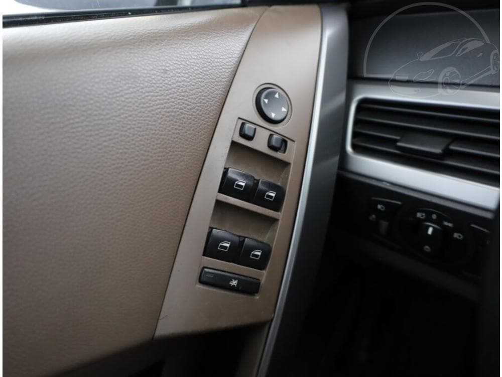 2005 BMW 5-SERIES - 15