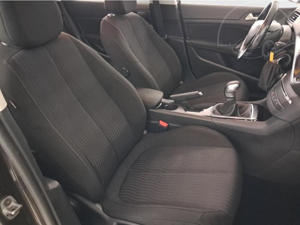 2017 Peugeot 308 - 9