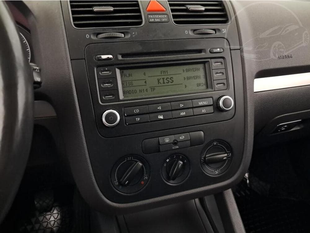 2005 Volkswagen GOLF - 12