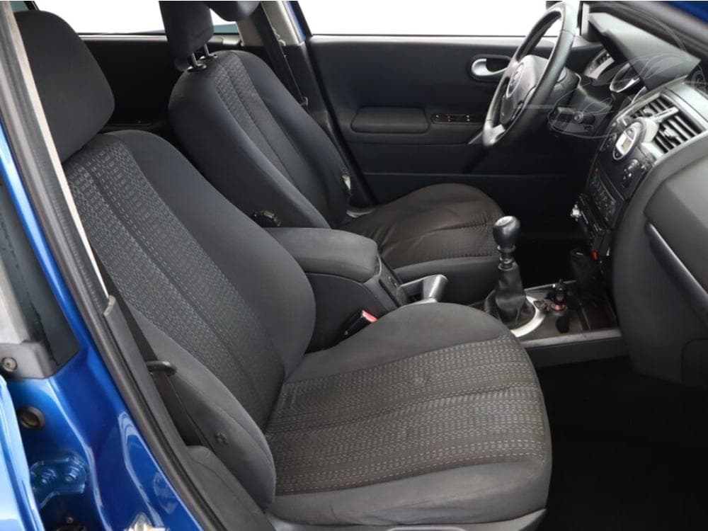 2008 Renault MEGANE - 7
