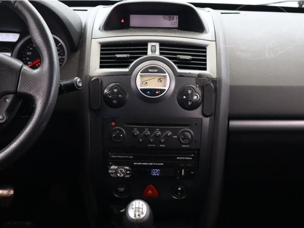 2008 Renault MEGANE - 9