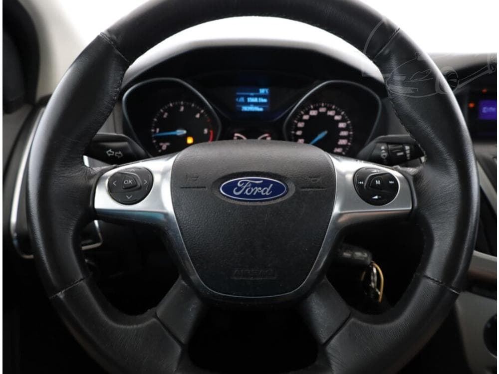2011 Ford FOCUS - 8