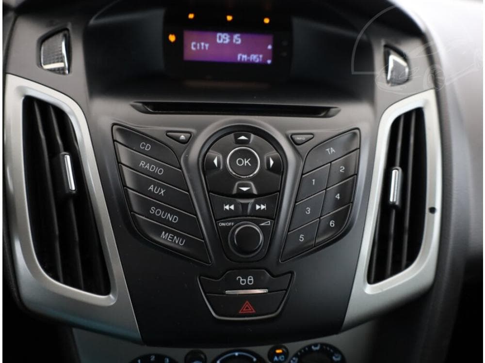 2011 Ford FOCUS - 11