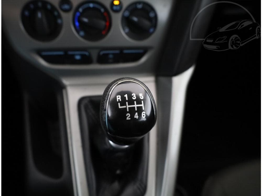 2011 Ford FOCUS - 13