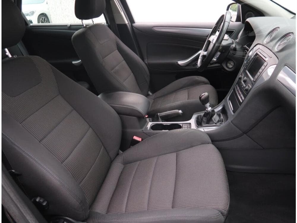 2012 Ford MONDEO - 9