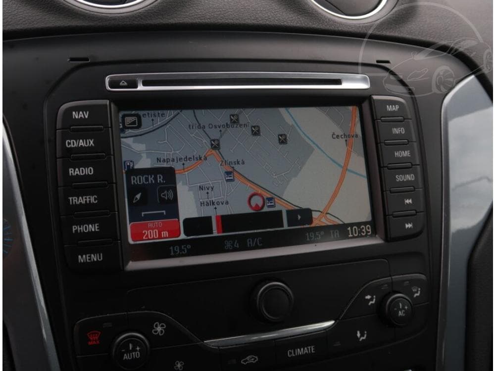 2012 Ford MONDEO - 13