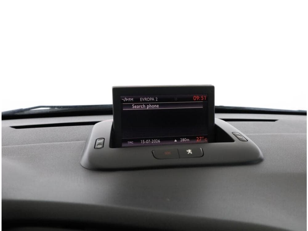 2011 Peugeot 5008 - 13