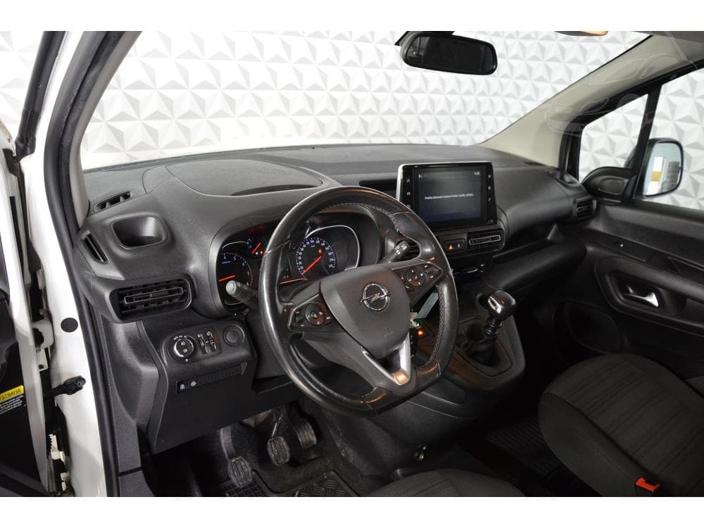 2022 Opel Combo - 9