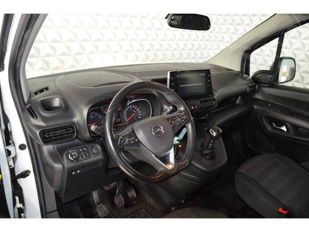 2022 Opel Combo - 10