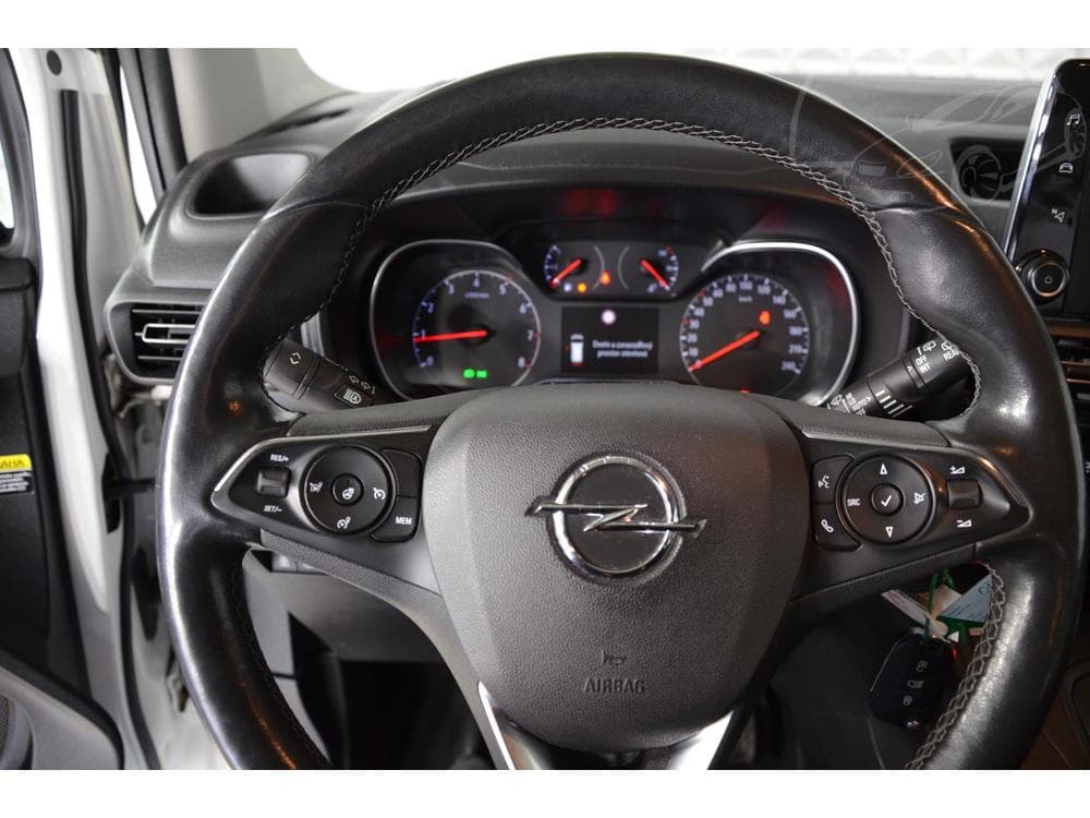 2022 Opel Combo - 12