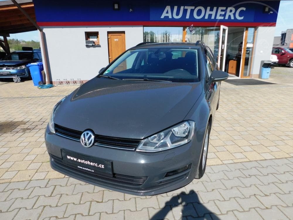 Volkswagen Golf VII KOMBI 2.0 TDI