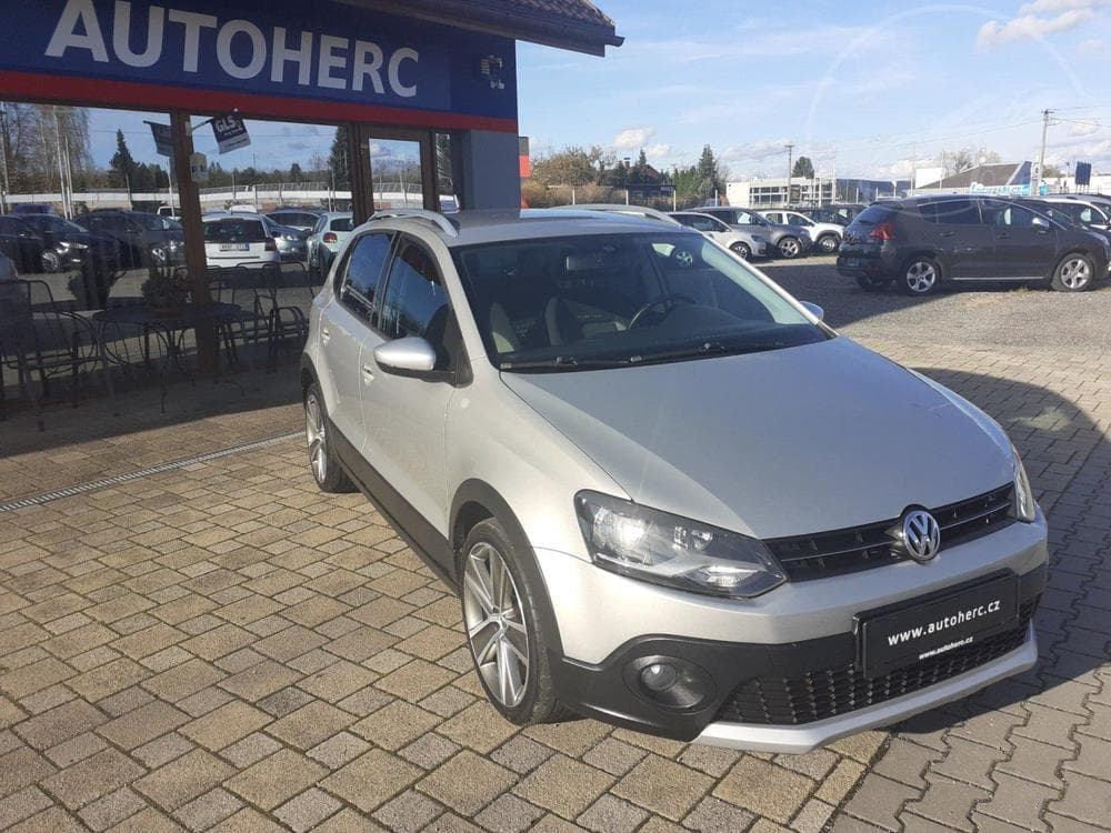 2011 Volkswagen POLO - 2
