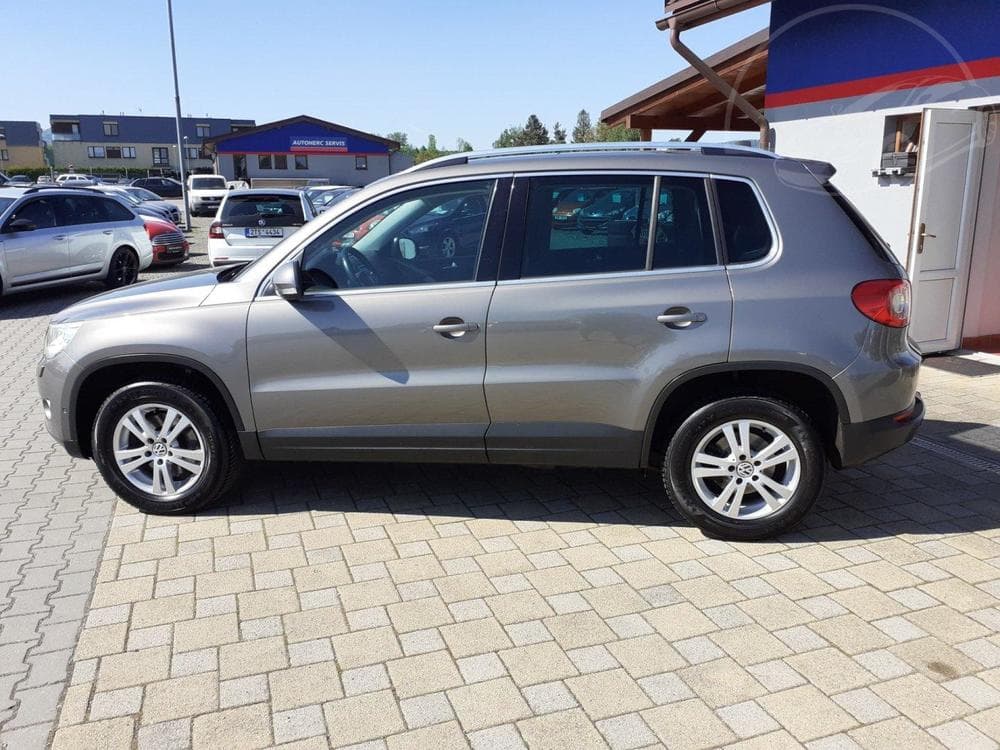 2009 Volkswagen TIGUAN - 6