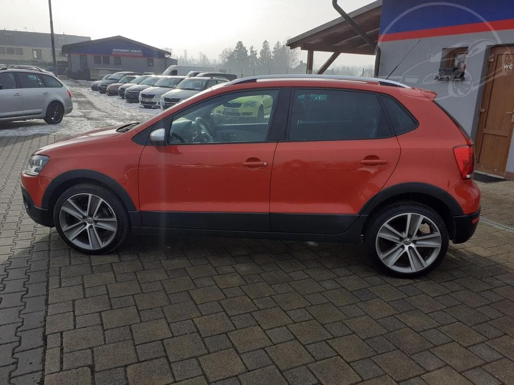 2012 Volkswagen POLO - 6
