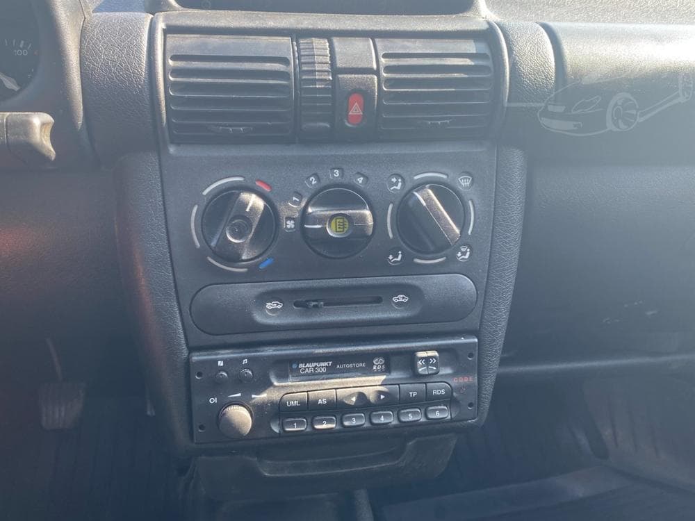 1998 Opel CORSA - 9