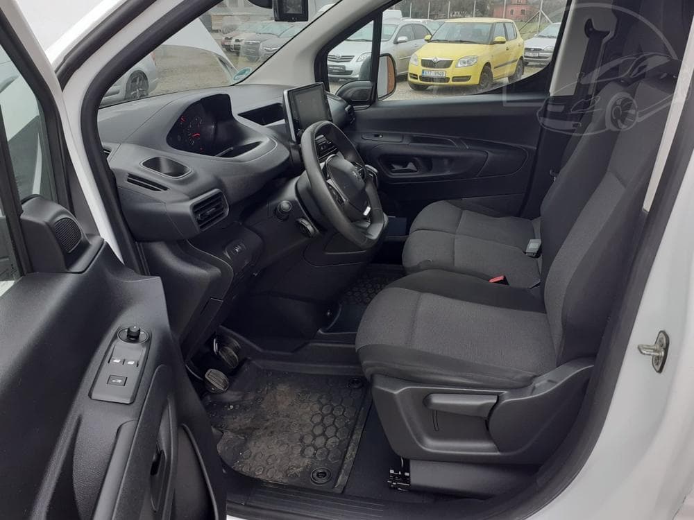 2021 Peugeot Partner - 9
