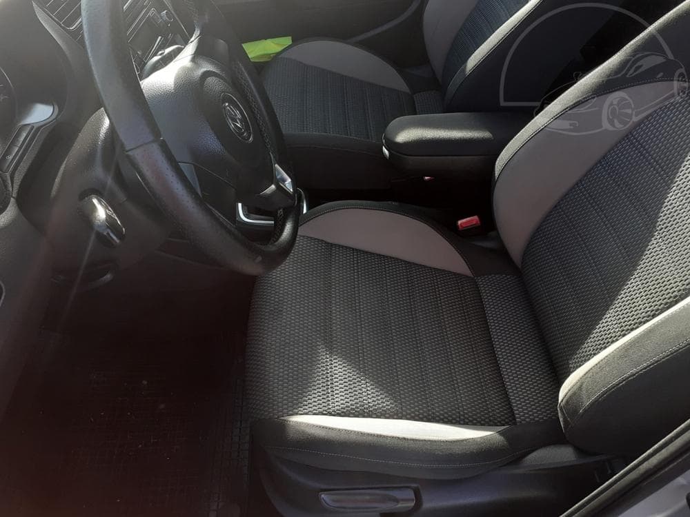 2011 Volkswagen POLO - 10